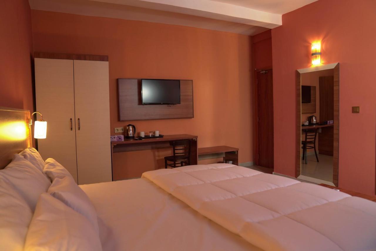 Dialali Hotel Nouakchott Kültér fotó