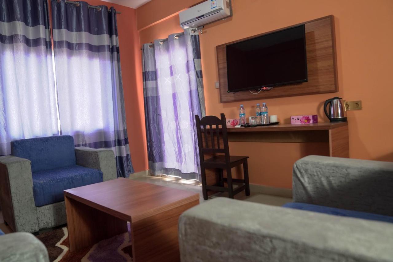 Dialali Hotel Nouakchott Kültér fotó